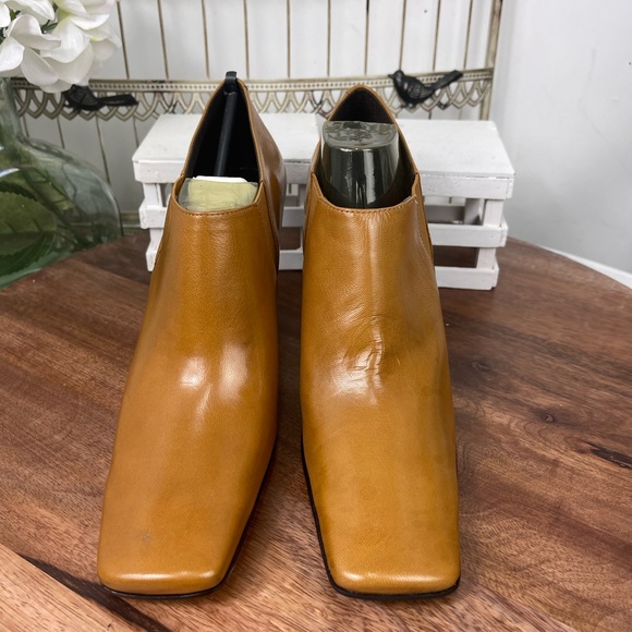 Nine West Tourtimeo Womens Booties size 8.5M Riding Tan Leather. - Picture 5 of 8